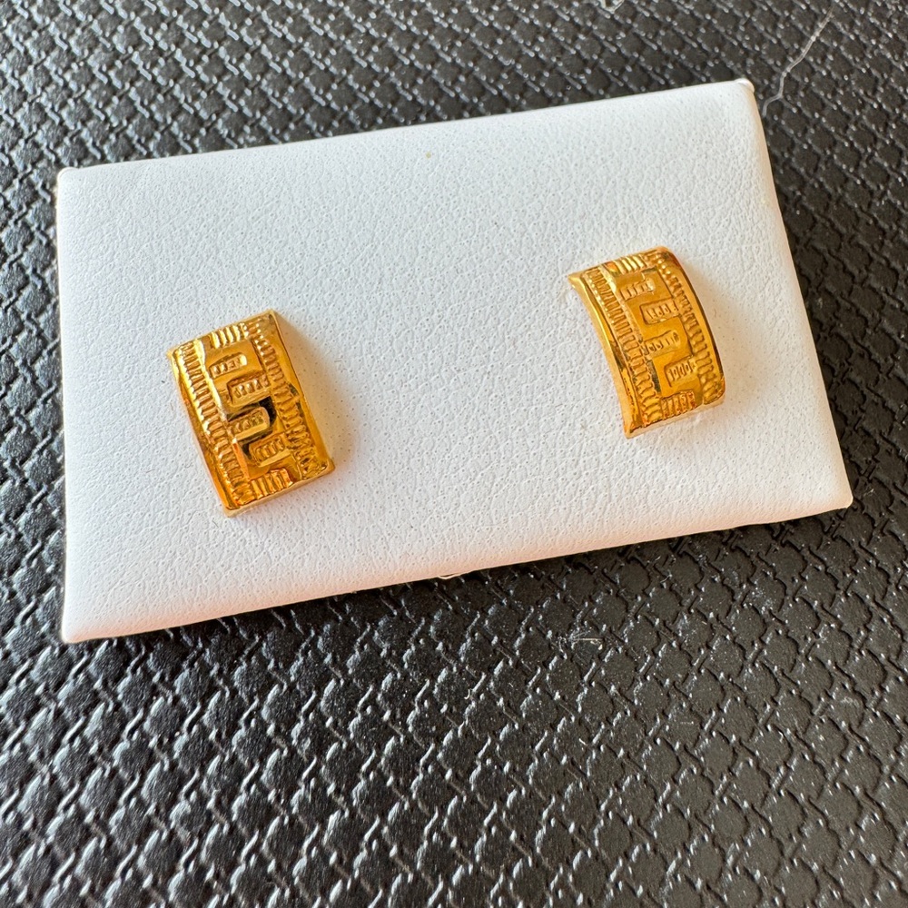 18k real saudi yellow gold Very Light SCREW Stud Earring